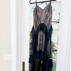 BCBGMaxazria NWT Maxi—Tulle & Sequin Embellished